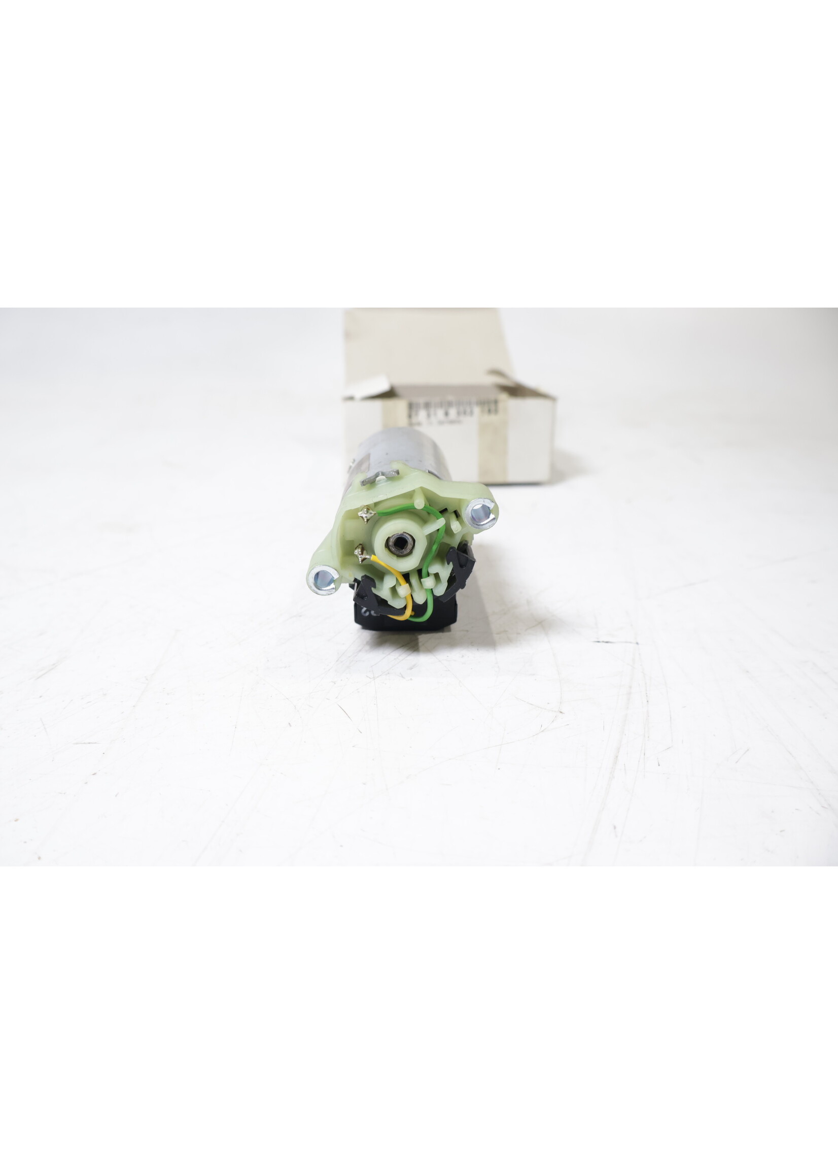 BMW BMW 5 & 7 Serie E38 E39 OEM Stoel verstelling motor NIEUW! 67318352192