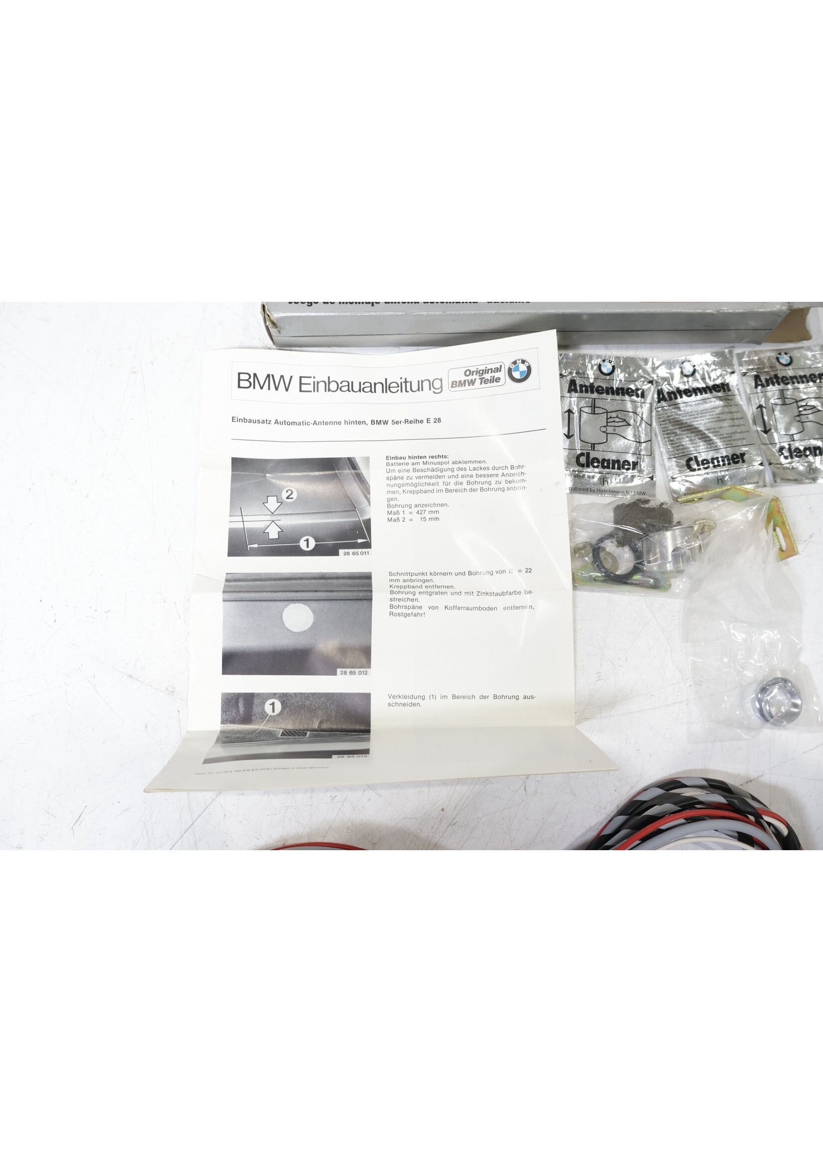 BMW BMW E28 5 Serie OEM Automatische antenne set NIEUW! 65221369751 1369751