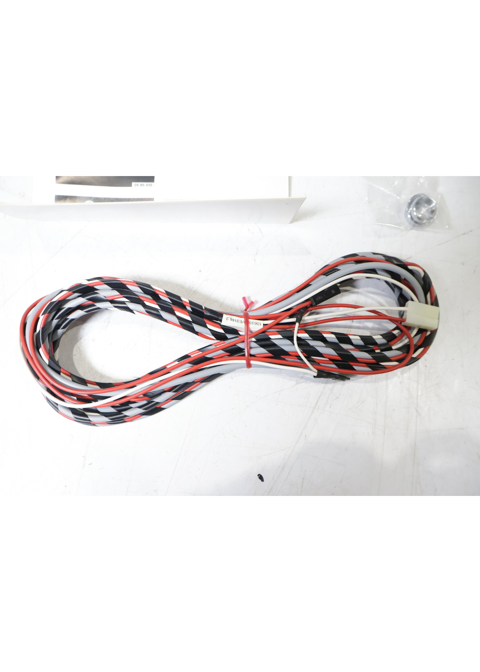 BMW BMW E28 5 Serie OEM Automatische antenne set NIEUW! 65221369751 1369751