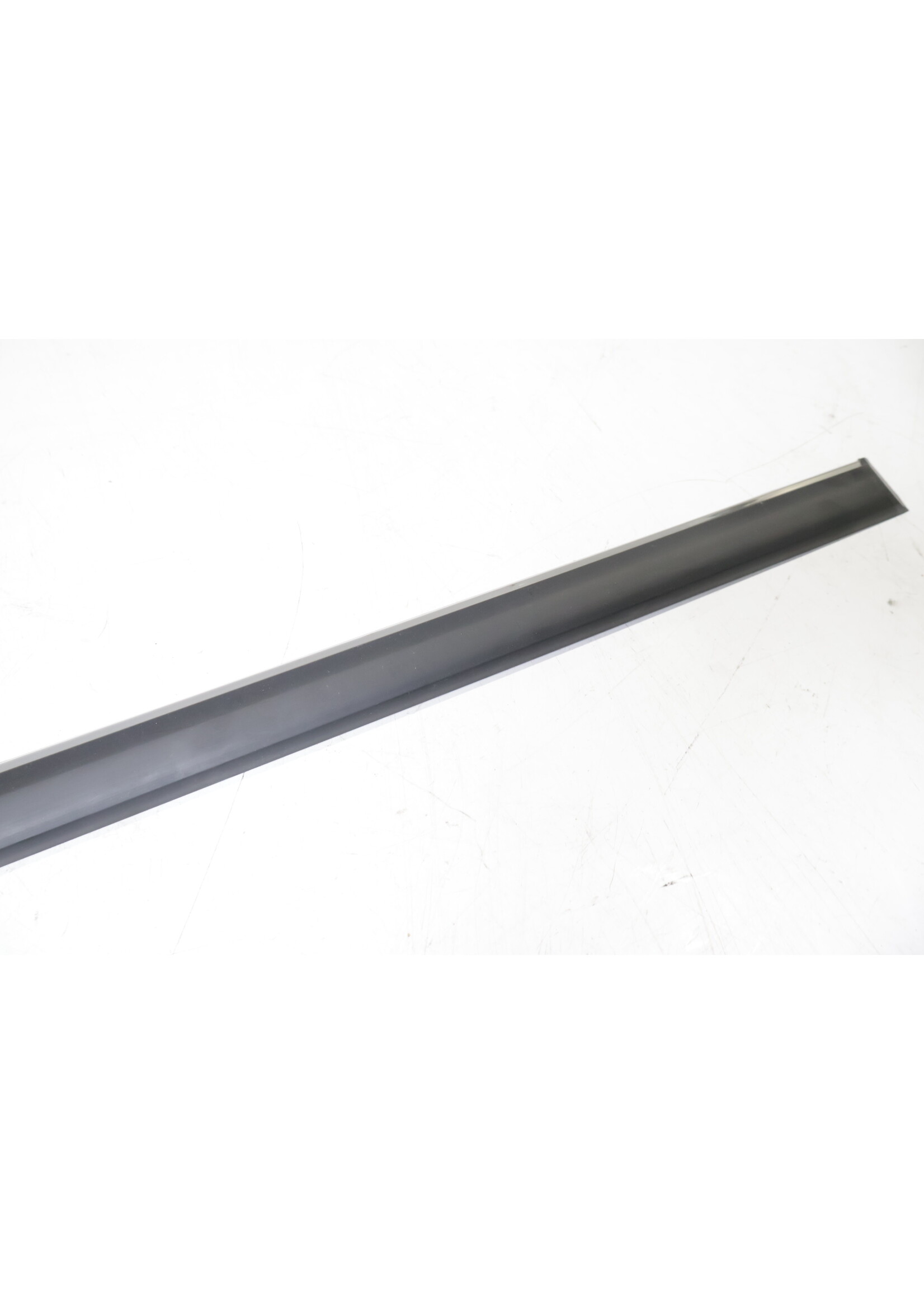 BMW BMW E23 7 Serie OEM Stootlijst deur rechts achter NIEUW! 51131848306