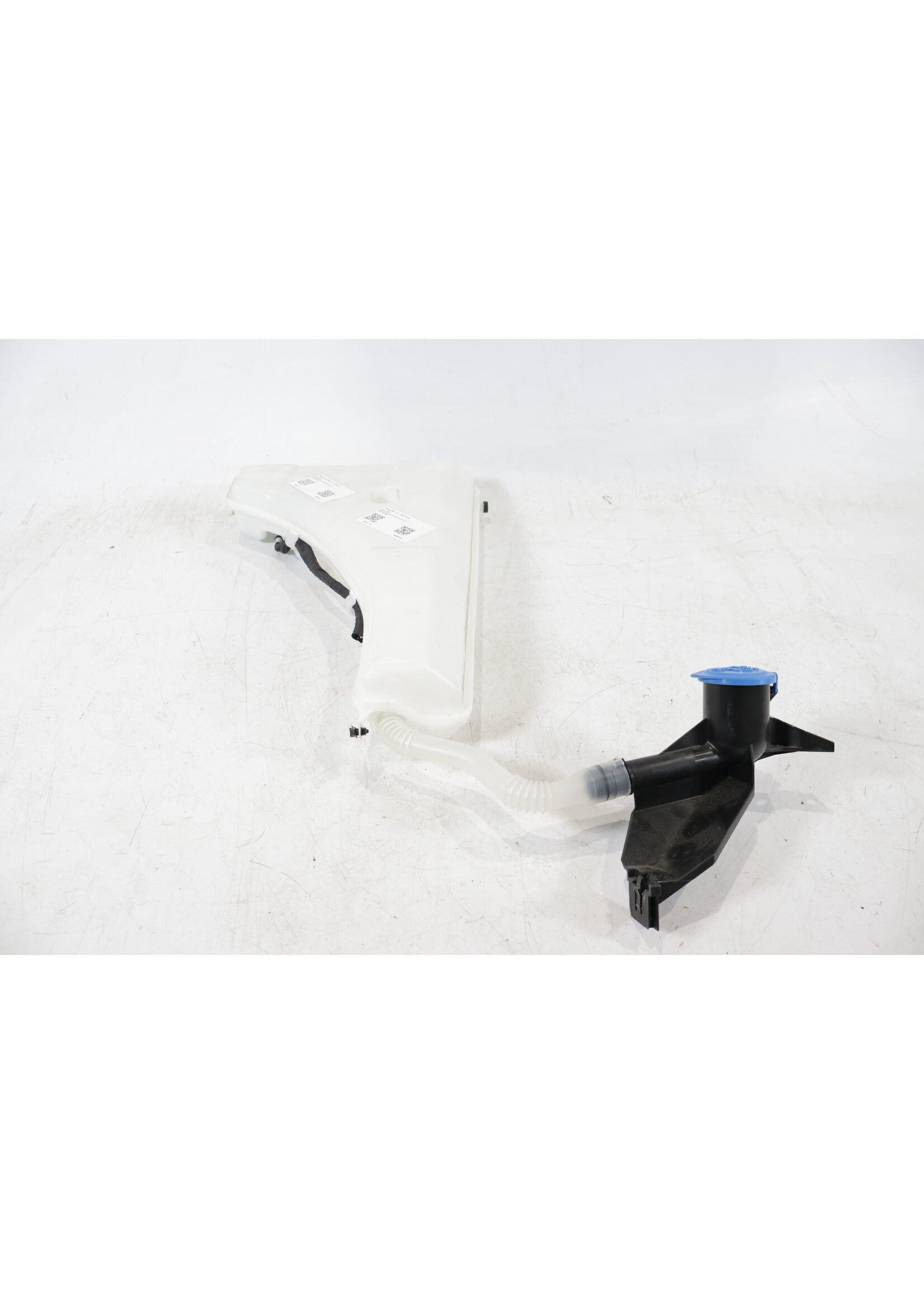 BMW MINI Countryman U25 & BMW X2 U10 Ruitenvloeistof reservoir met pomp 5A0BBE6