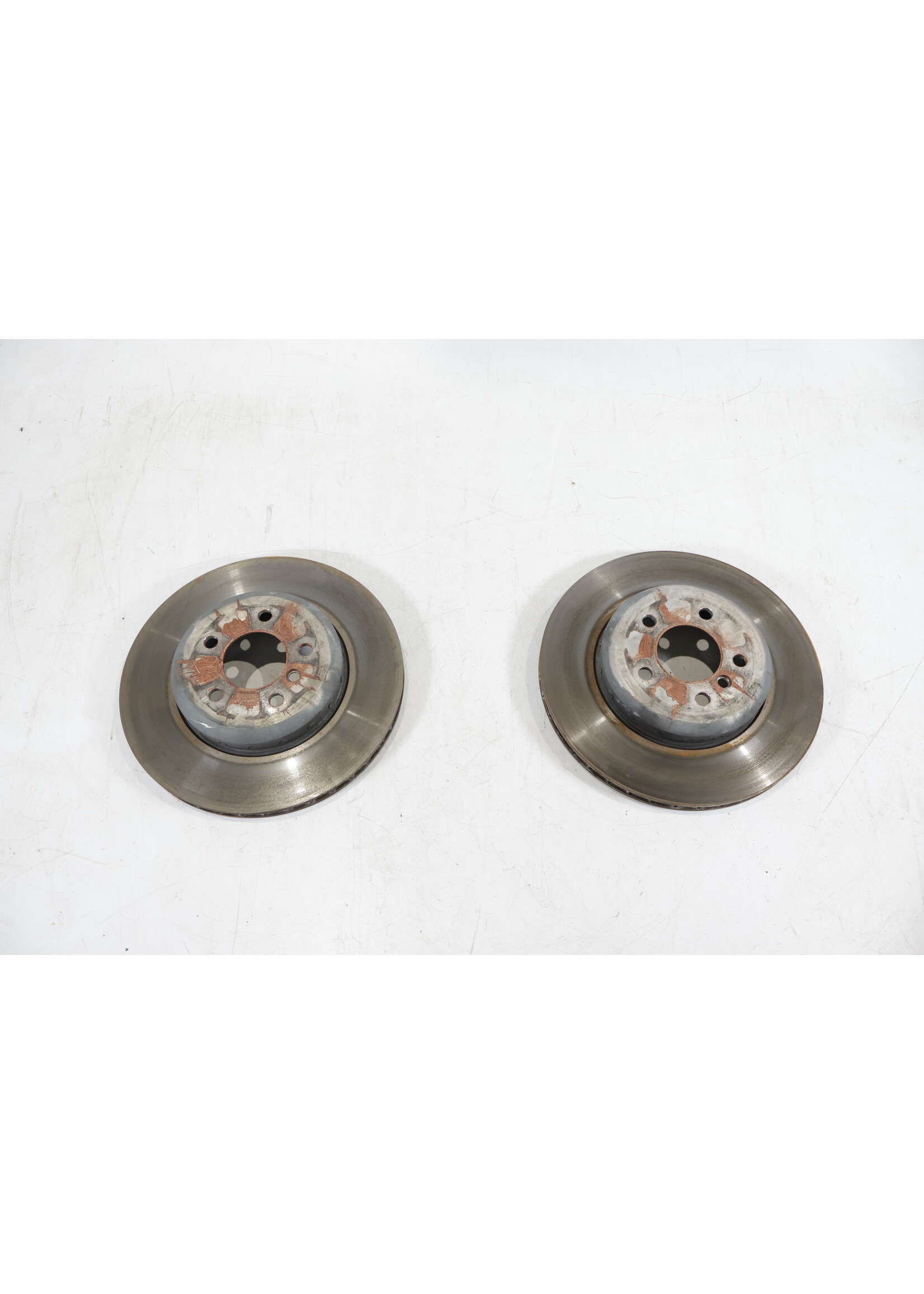 BMW BMW 5 / 6 Serie F10 F11 F12 F13 OEM Remschijven set achter 6894381 34206894381