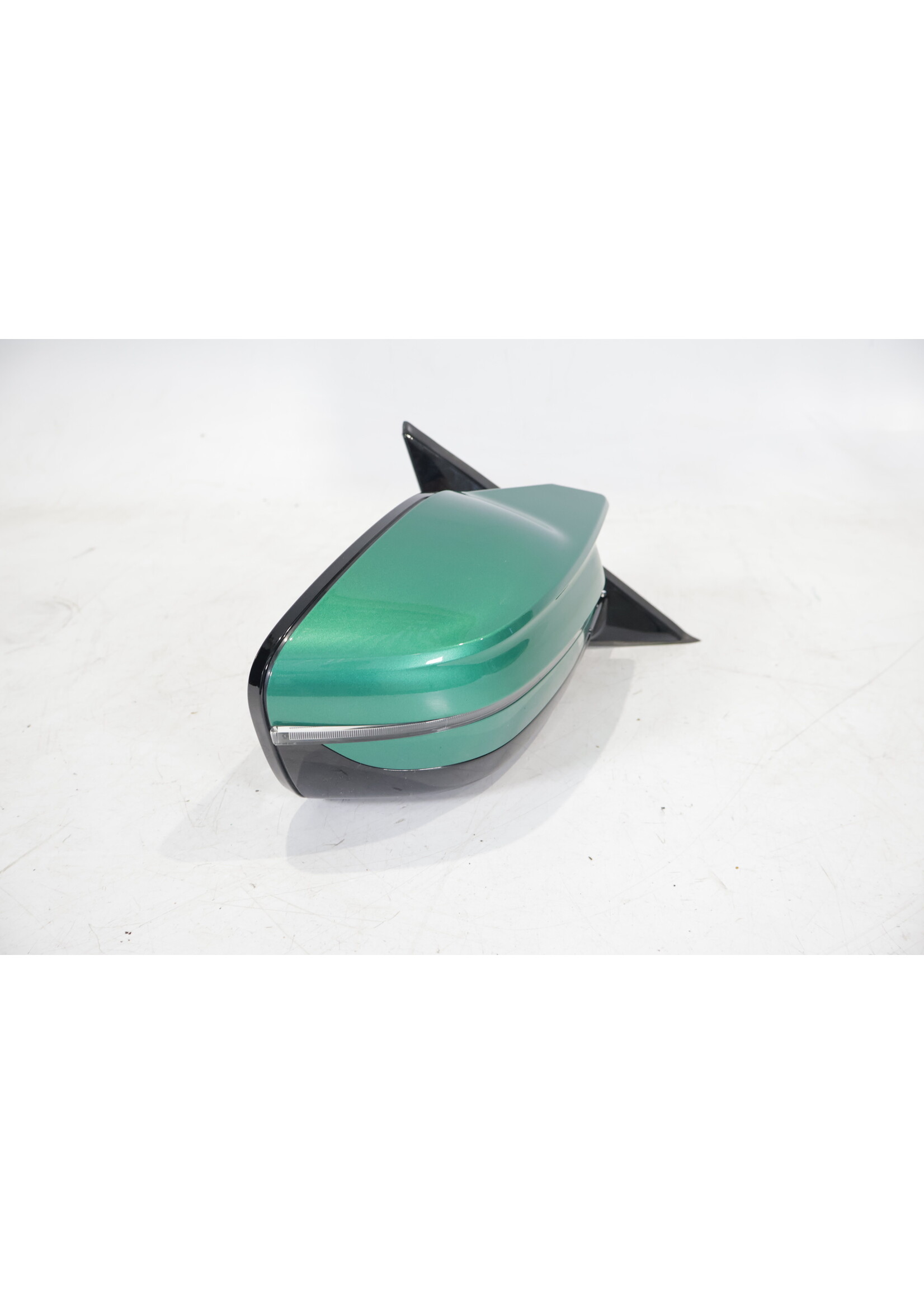 BMW BMW 3 Series M3 G80 G81 Right side mirror 5-pin connector