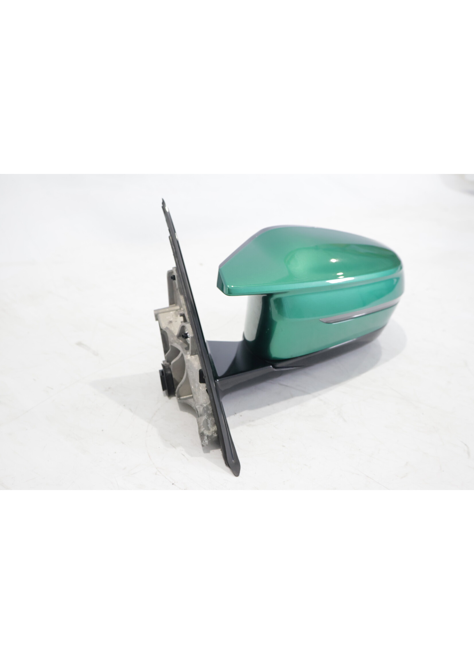 BMW BMW 3 Series M3 G80 G81 left side mirror 5-pin connector