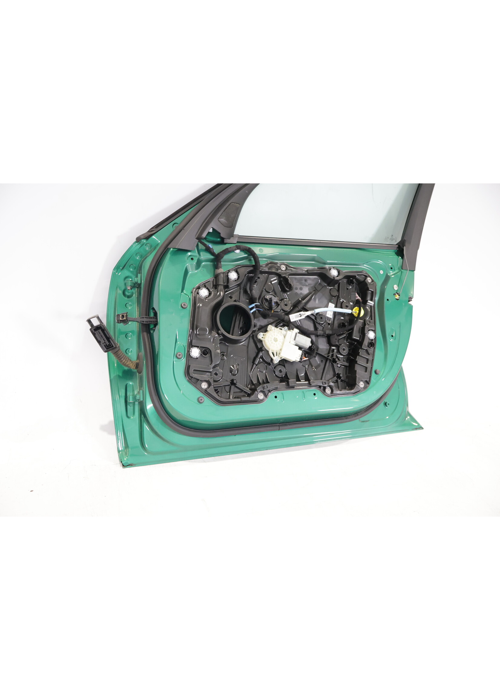 BMW BMW 3 Series G20 G21 G80 G81 complete door right front 41517482276 7482276