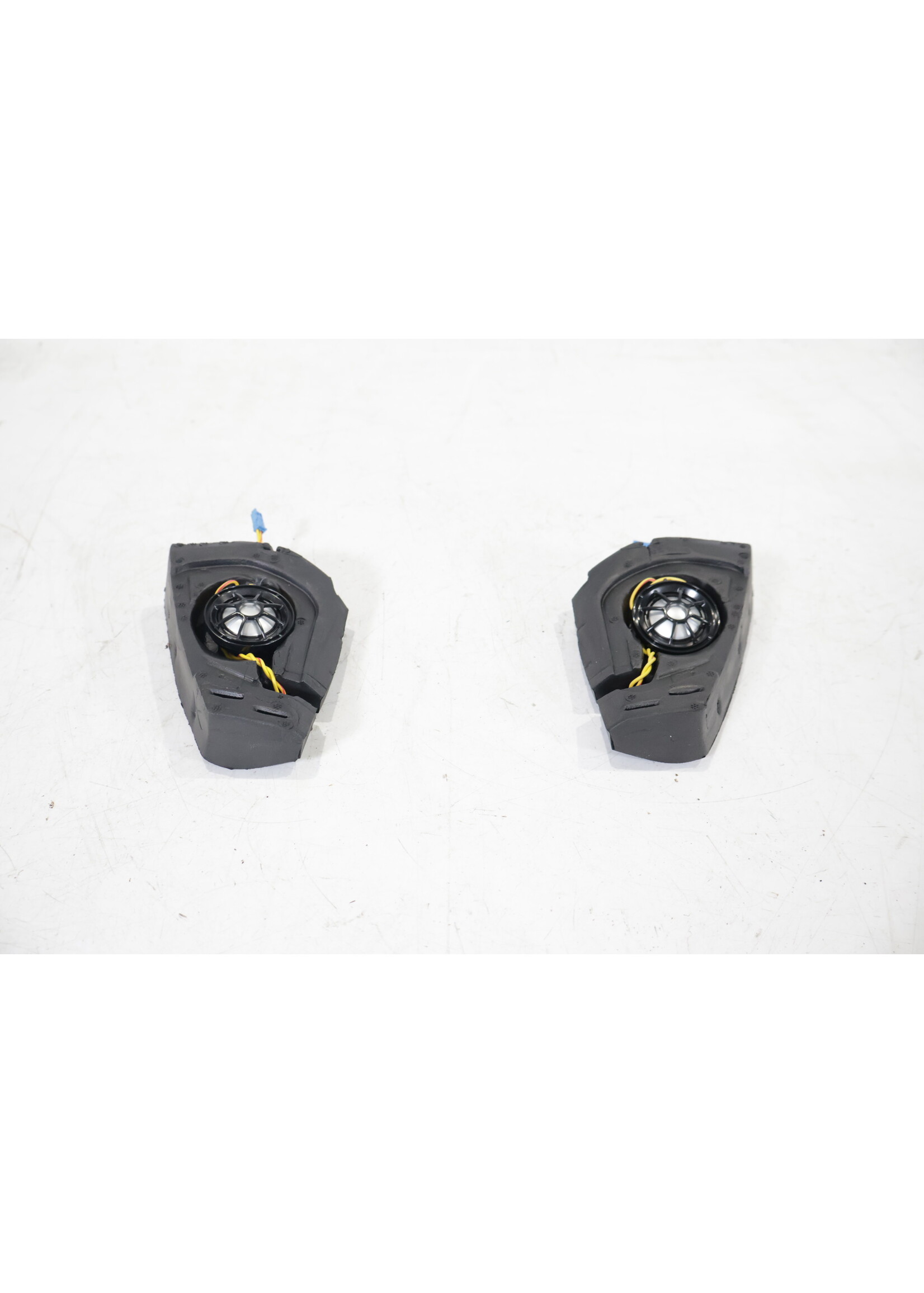 BMW BMW 3 Series M3 G80 G81 Harman Kardon emphasis tweeter set 65139362561 9362561