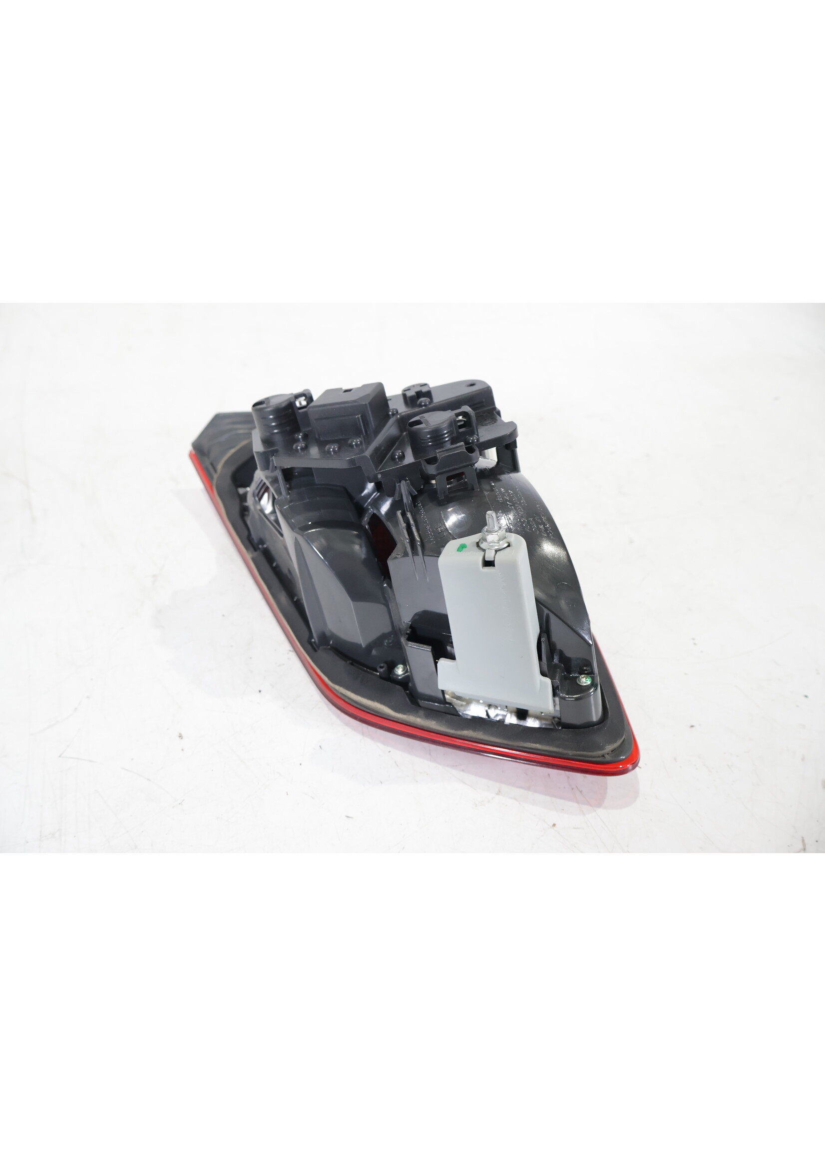 BMW BMW 2er F45 Active Tourer Innenrückleuchte links 7461477
