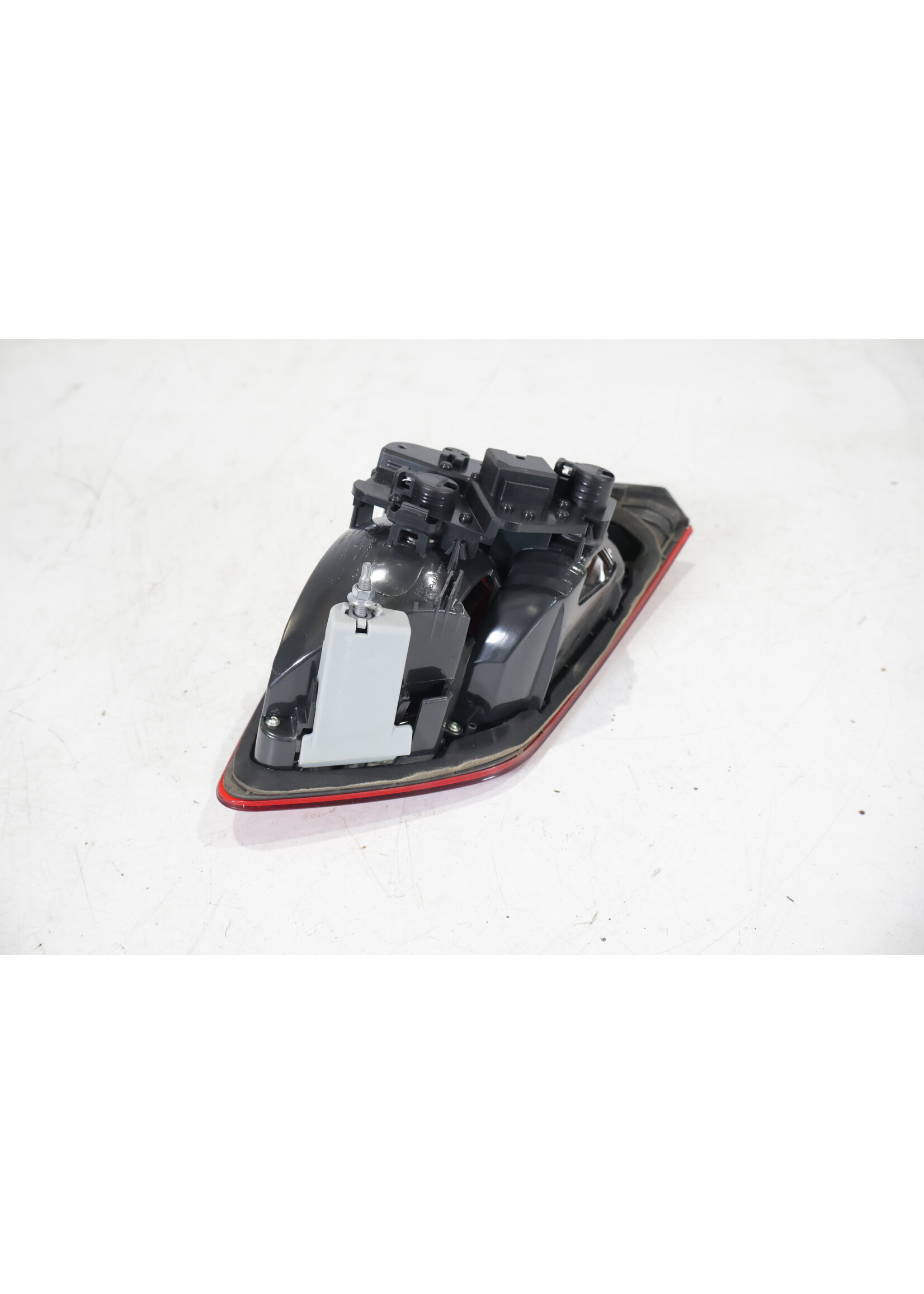 BMW BMW 2 Serie F45 Active Tourer Binnenste achterlicht rechts 7461478