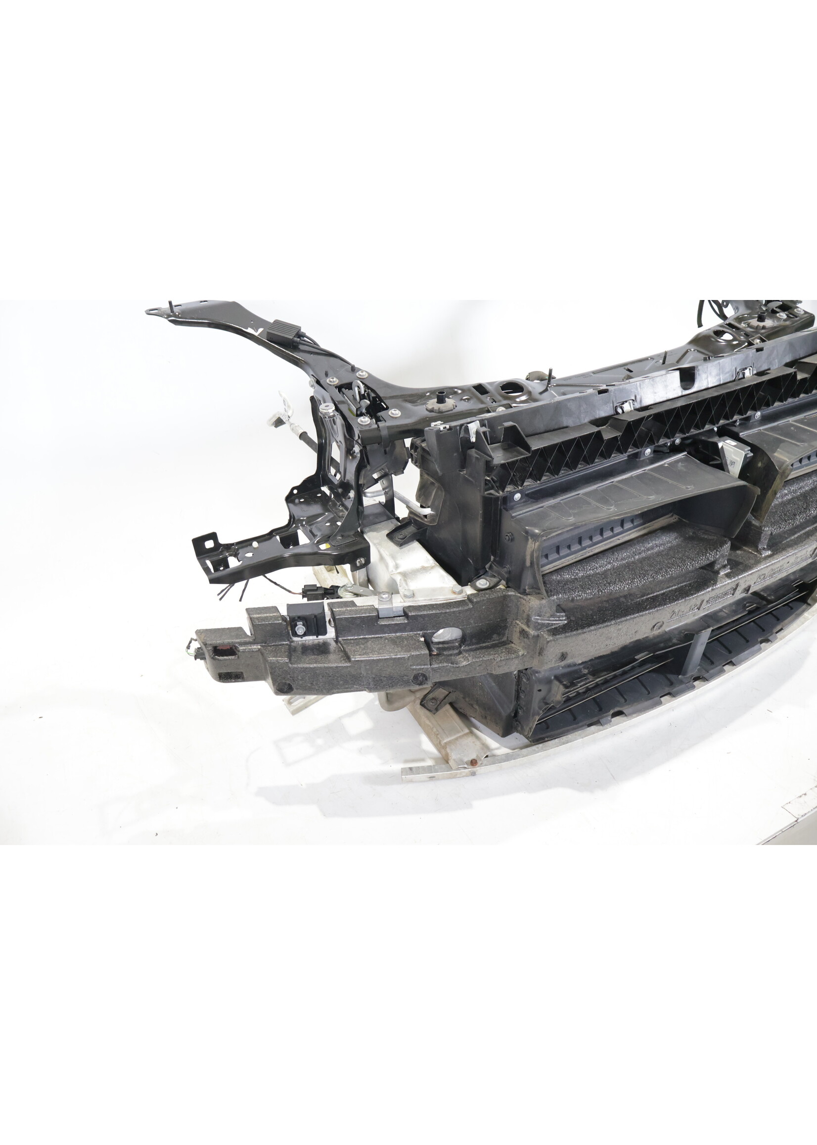 BMW BMW 2 Series F45 Active Tourer complete front end with radiators 51117418291 7418291