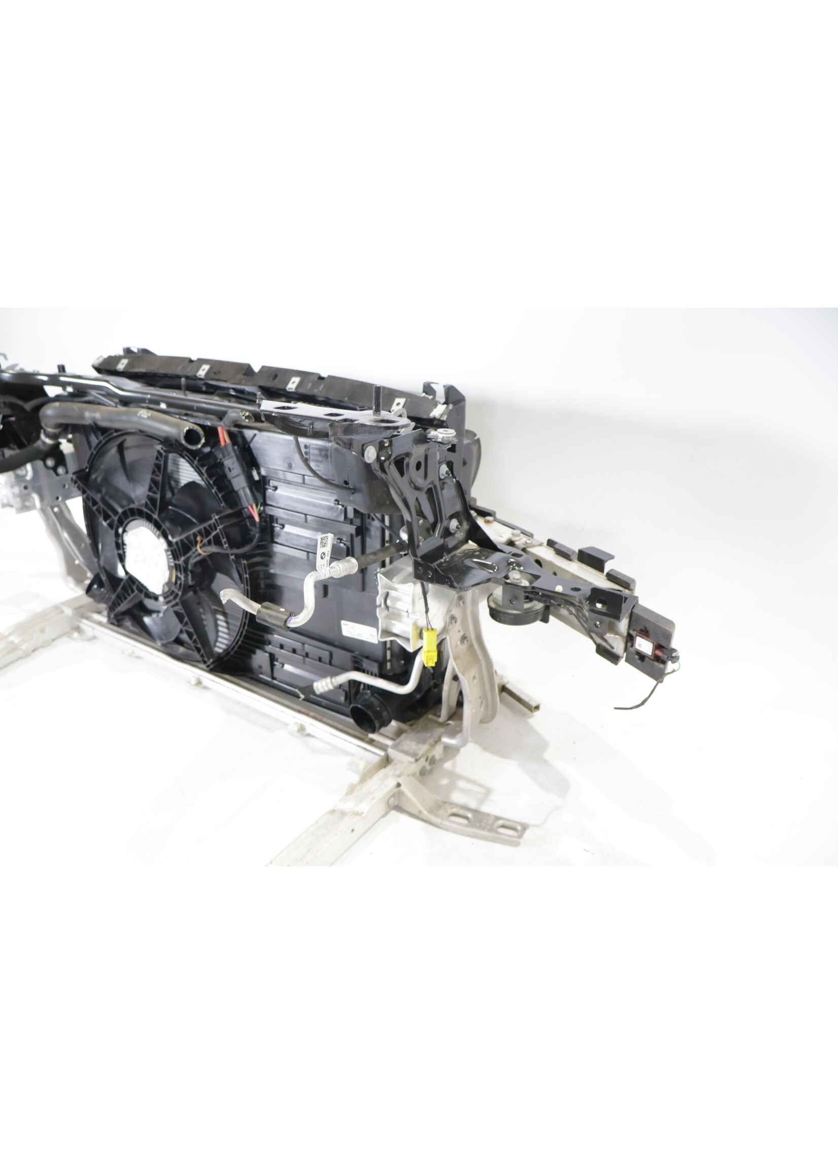 BMW BMW 2 Serie F45 Active Tourer compleet front met koelers 51117418291 7418291