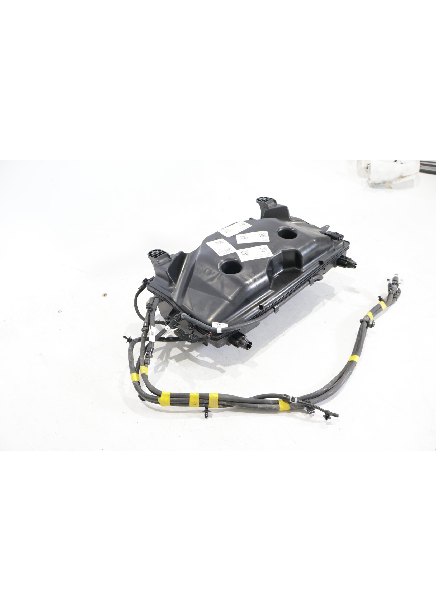 BMW BMW iX (I20) Windshield washer fluid reservoir 5a5D914 61355A04D89 61355A04D91
