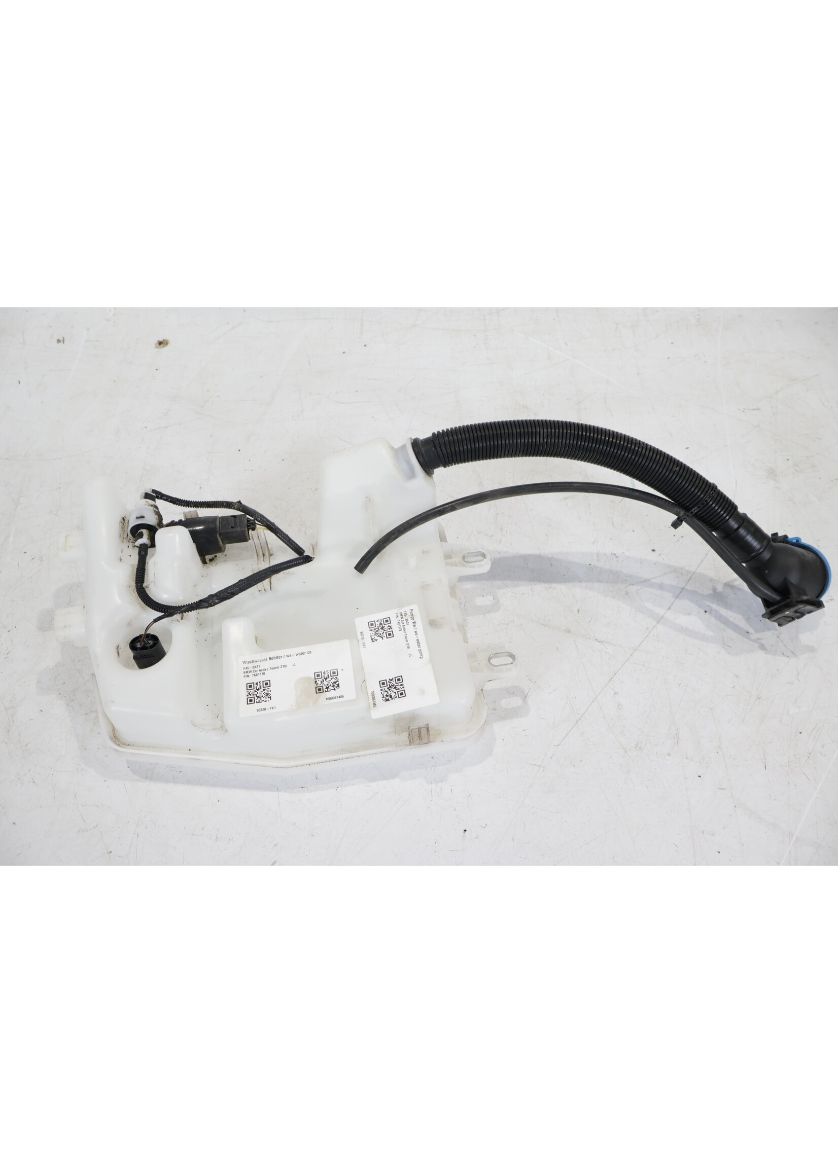 BMW BMW 2 Series F45 Active Tourer Windshield Washer Fluid Reservoir 7331418 7388349