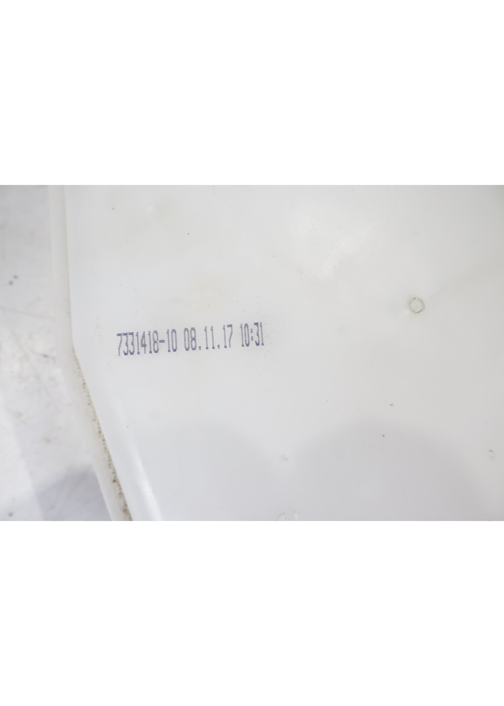 BMW BMW 2 Serie F45 Active Tourer Ruitenwisservloeistof reservoir 7331418 7388349
