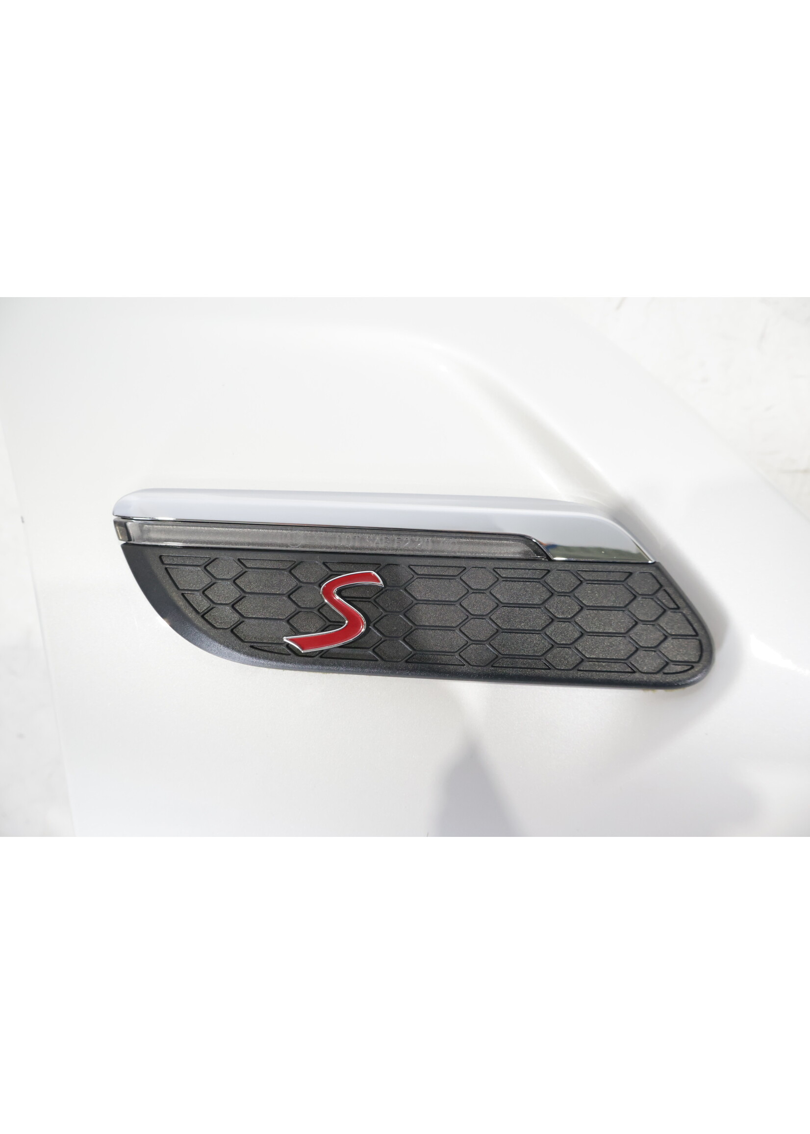 BMW MINI Cooper S F55 F56 F57 Seitenwand / Kotflügel rechts 7374522 41007374522