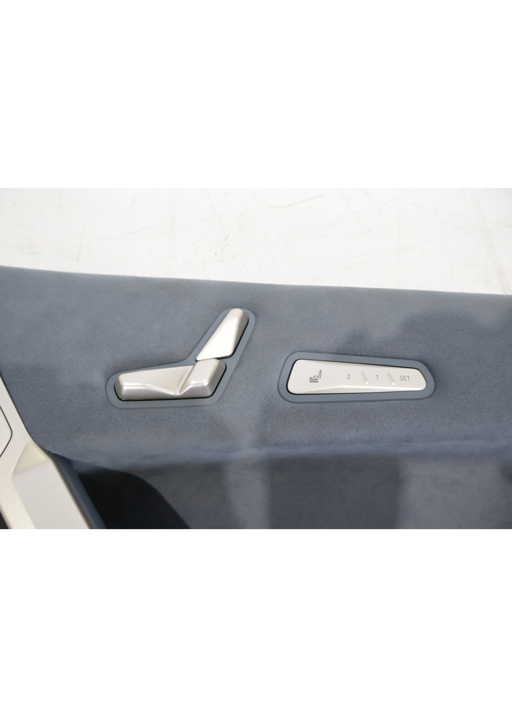 BMW BMW iX (I20) Complete right door panel with all switches 9889917 51419889917