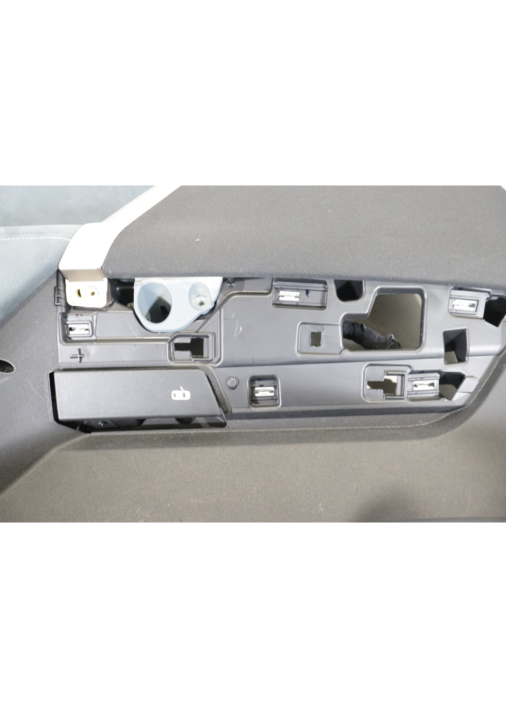 BMW BMW iX i20 Complete rear right door panel 9496003 51429496003