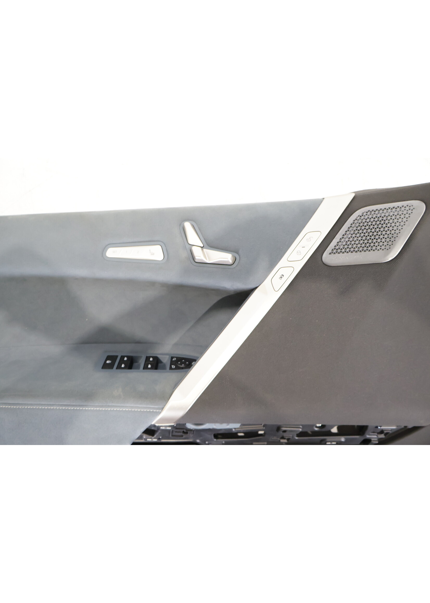 BMW  BMW iX i20 Complete front left door panel with all switches 9495965 51419495965