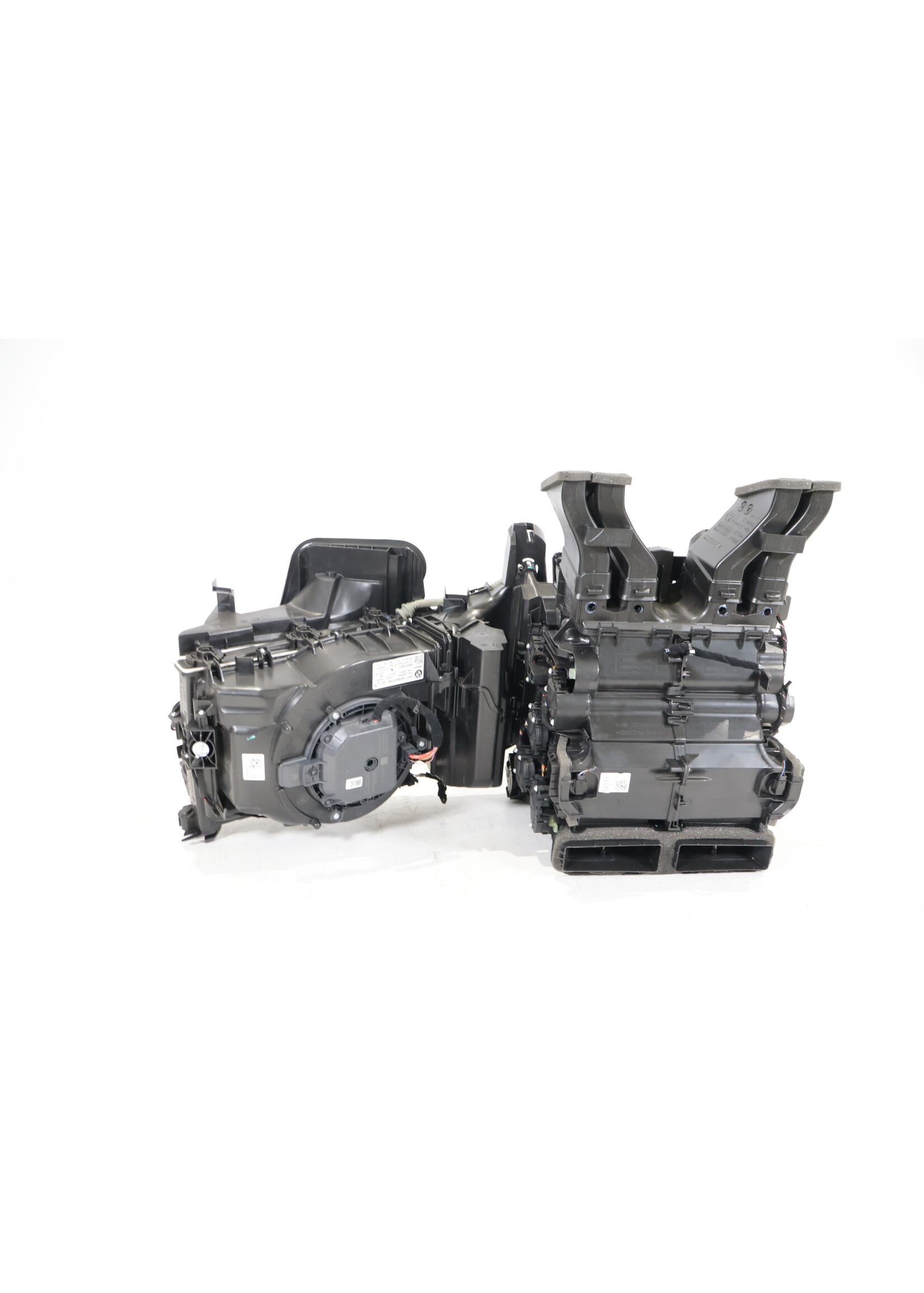 BMW  BMW iX (I20) Complete heater housing with blower and ancillaries 64115A05C28 HZ4a22239