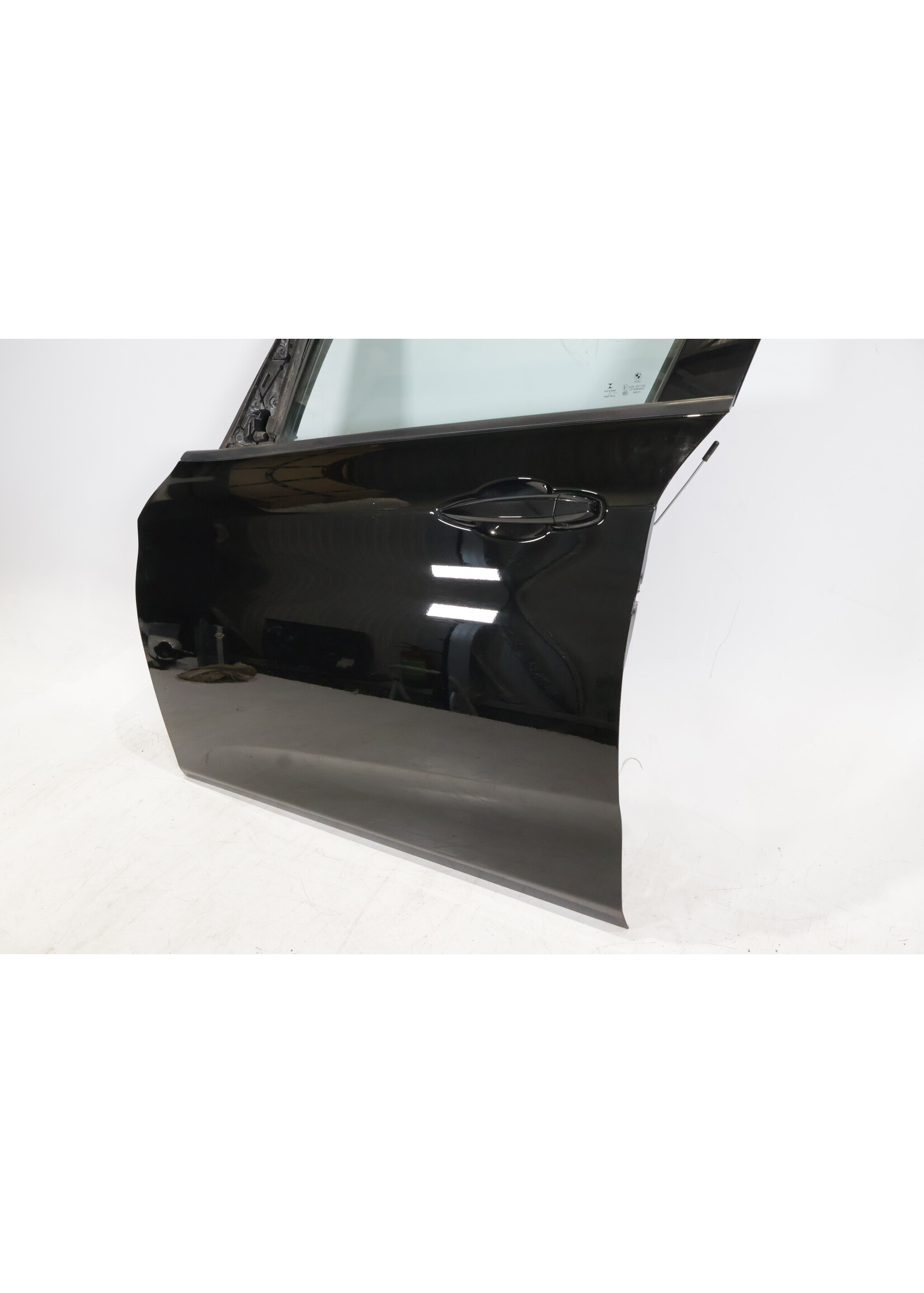 BMW BMW 2 Series F45 Active Tourer Complete front left door 41009631835 9631835