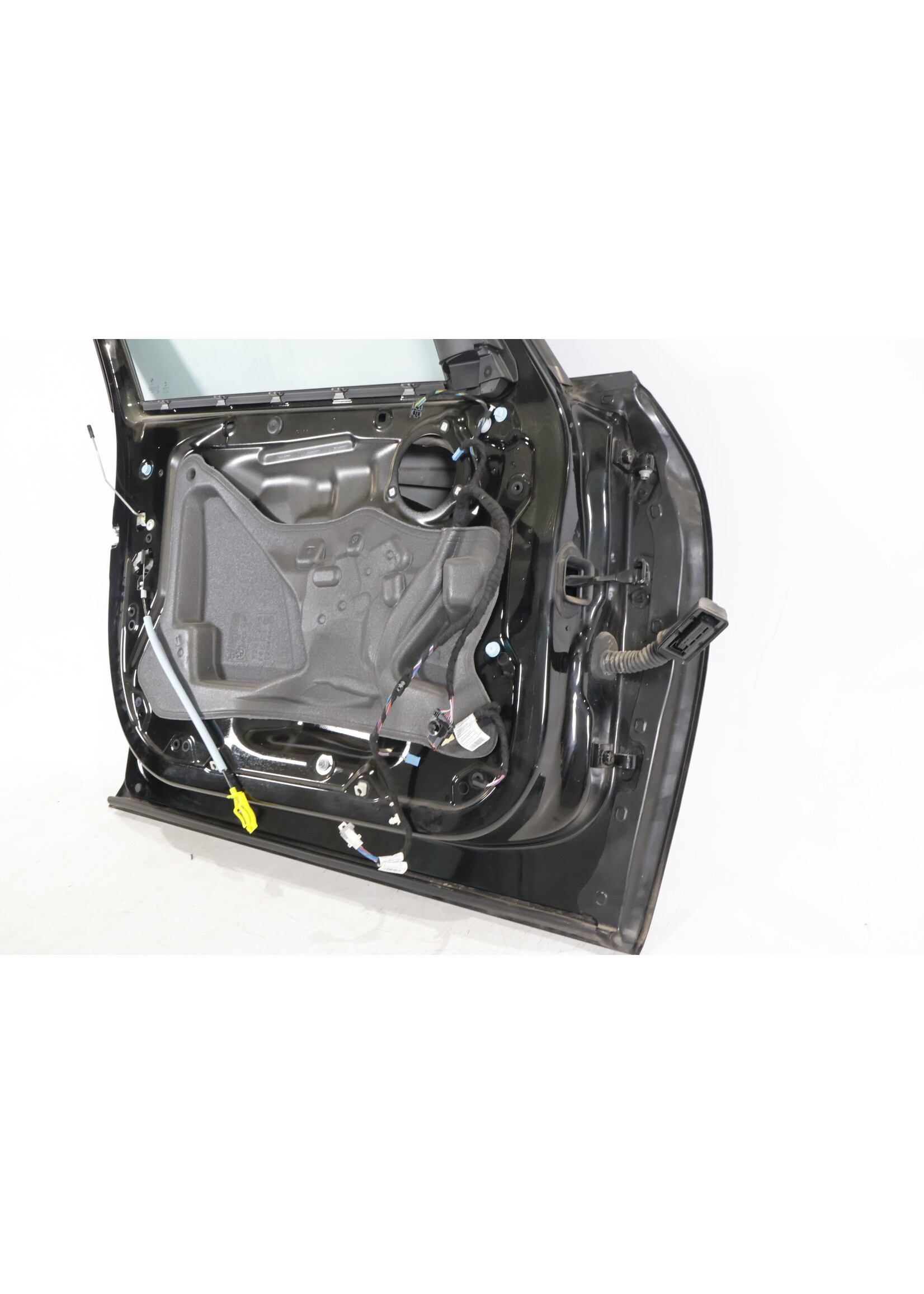 BMW BMW 2 Series F45 Active Tourer Complete front left door 41009631835 9631835