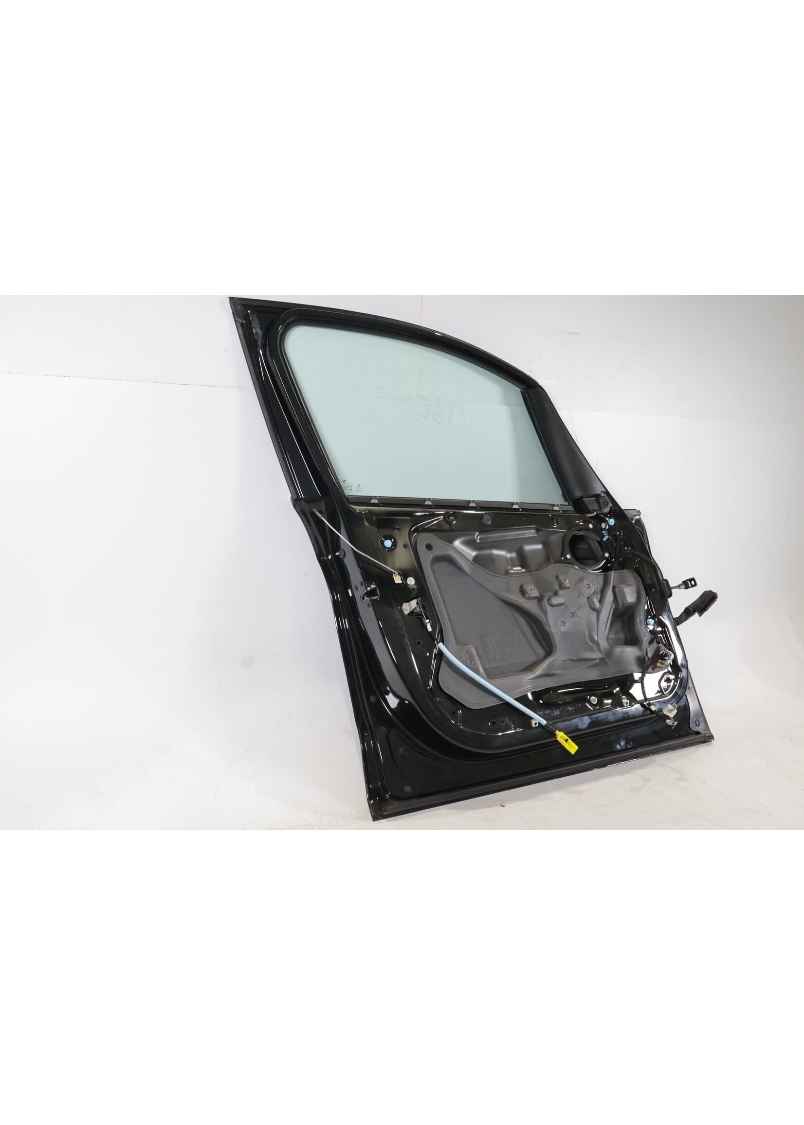 BMW BMW 2 Serie F45 Active Tourer Complete deur links voor 41009631835 9631835