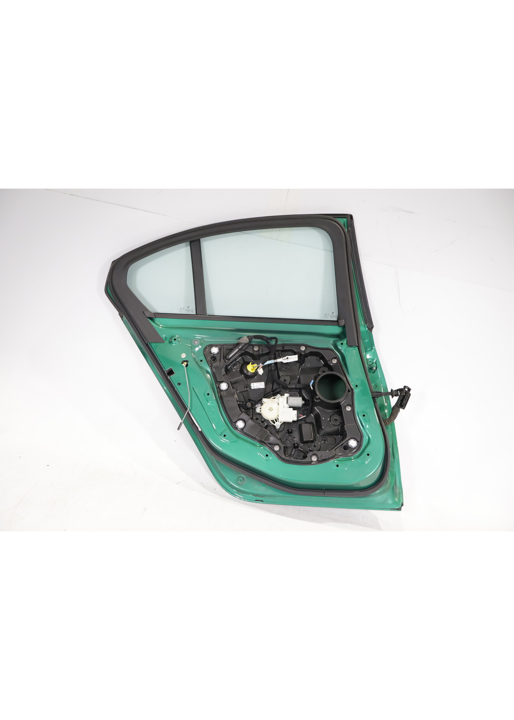 BMW BMW 3 Serie G20  G80 complete door rear left 41517482277 7482277