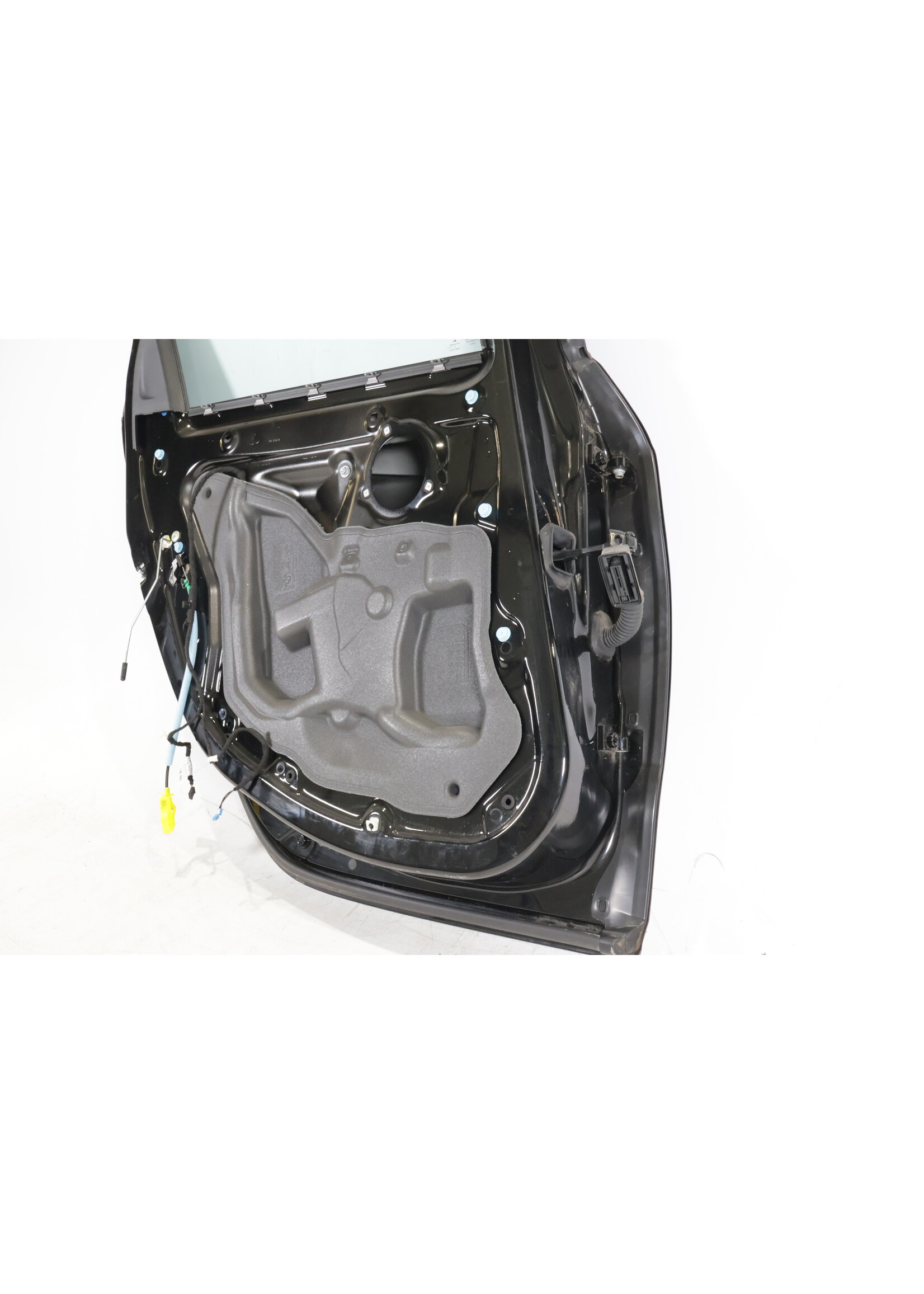 BMW BMW 2 Series F45 Complete rear left door 41009631839 9631839