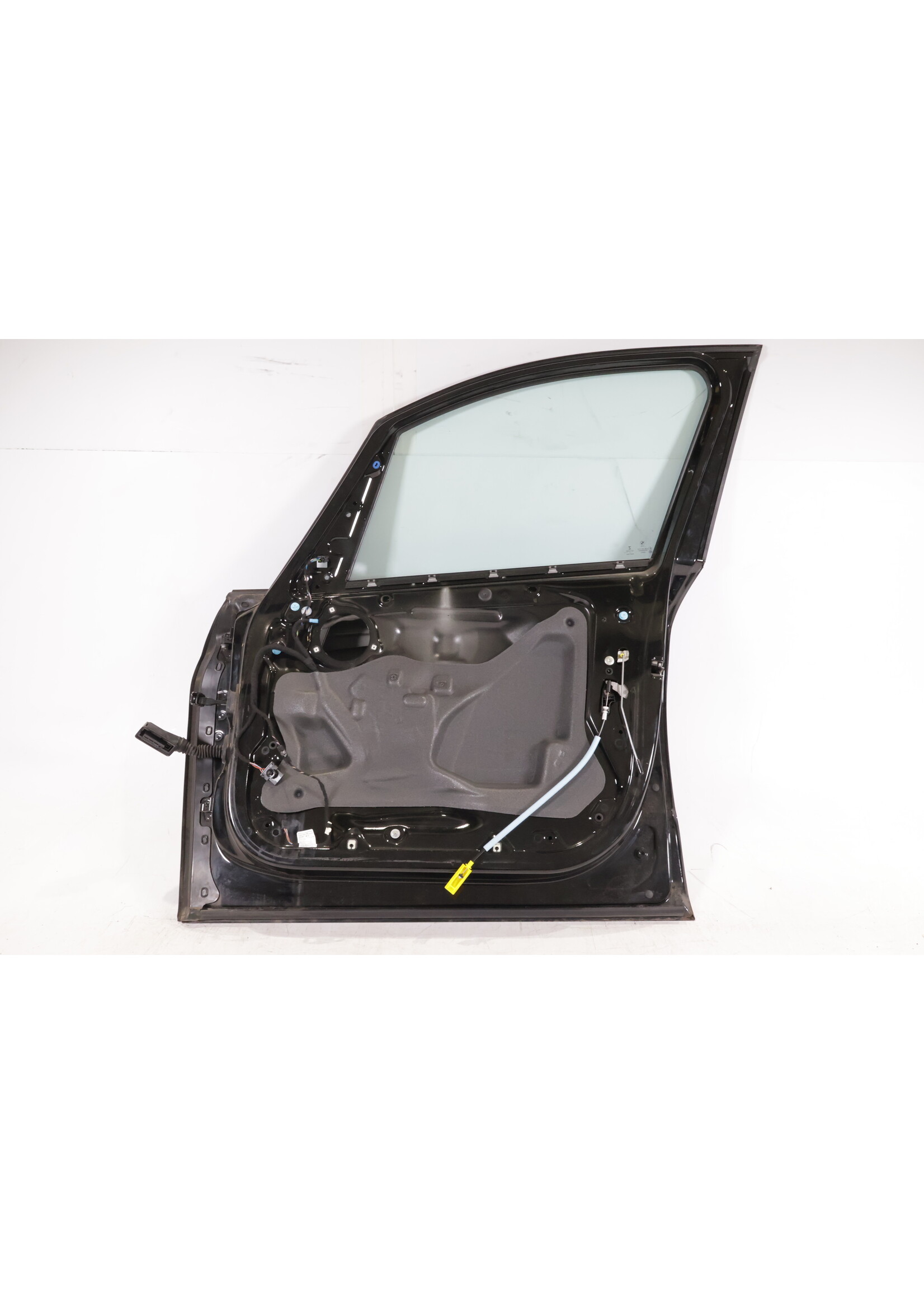 BMW BMW 2 Series F45 Active Tourer Complete front right door 41009631836 9631836