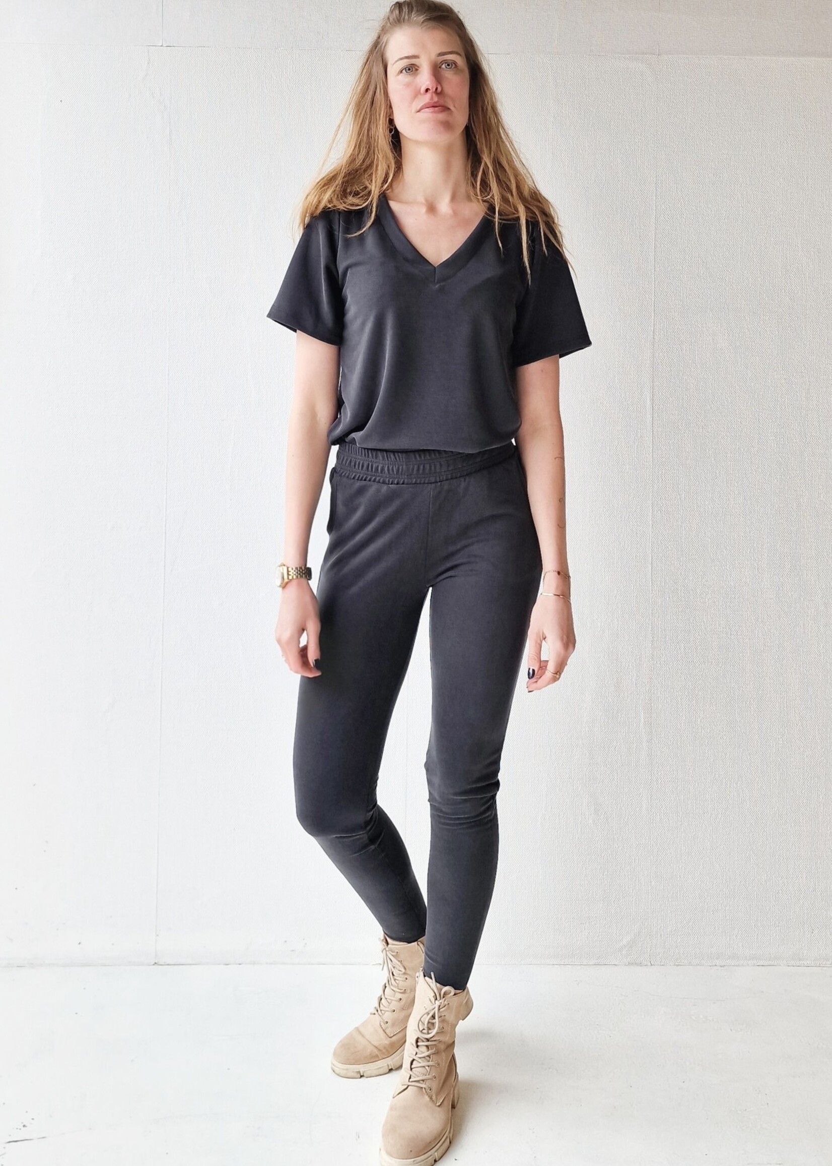 MadameLiz Chino model | pants | modal black