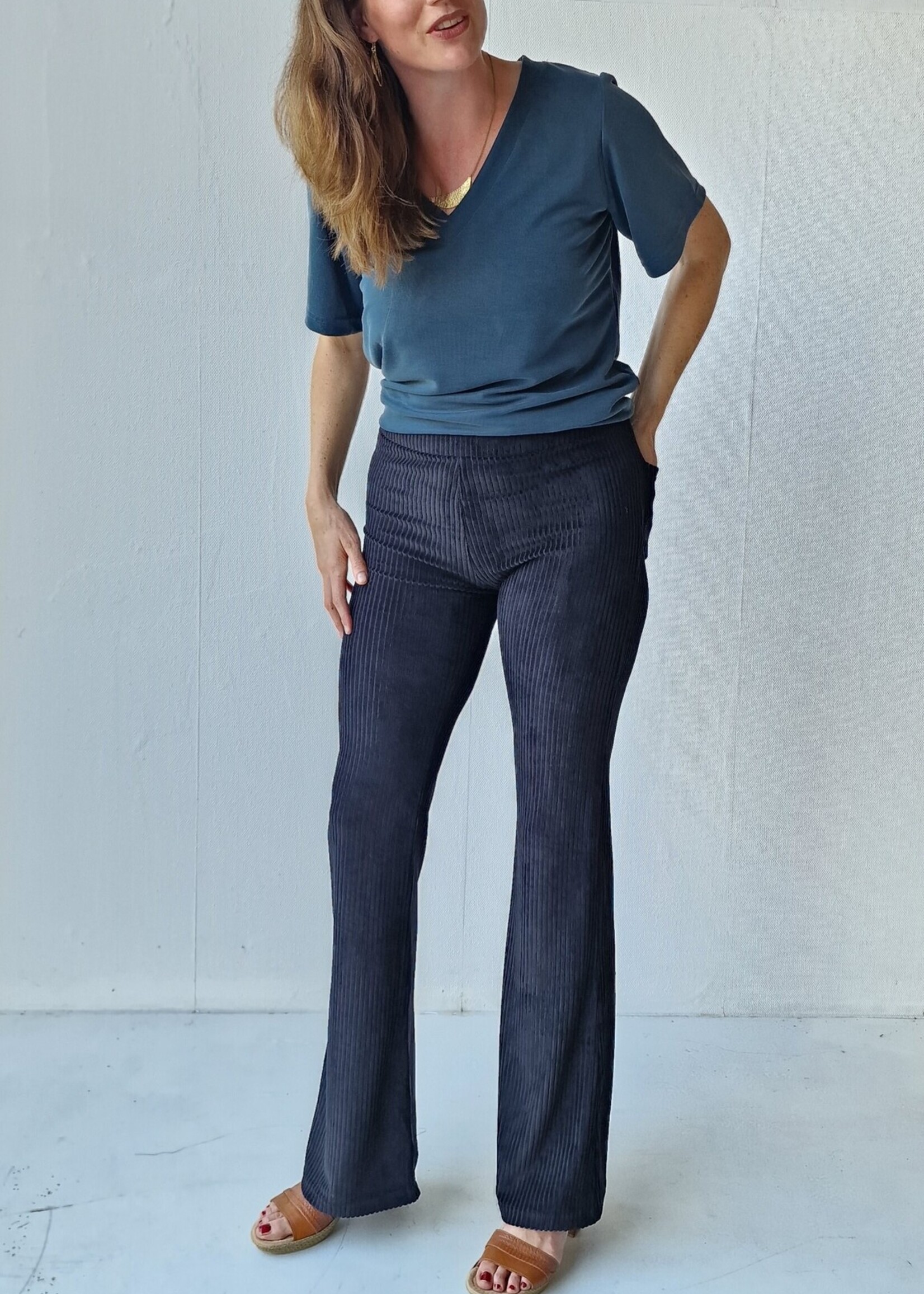 MadameLiz Flared pants | rib zwart | lengte 36