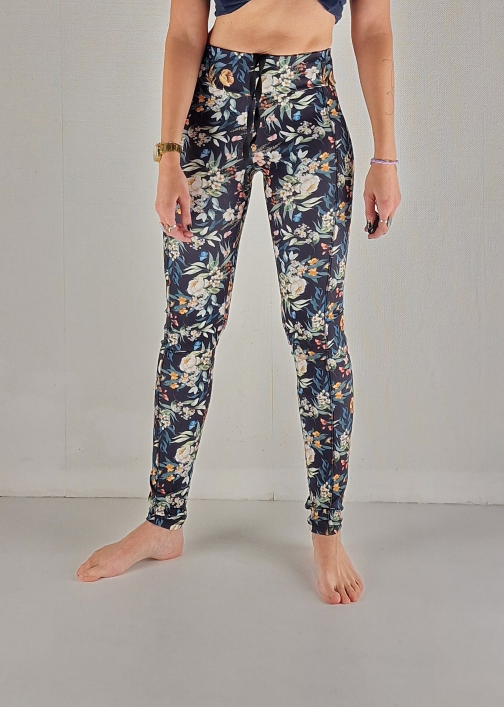 MadameLiz Long sports leggings | with side pocket | flowers