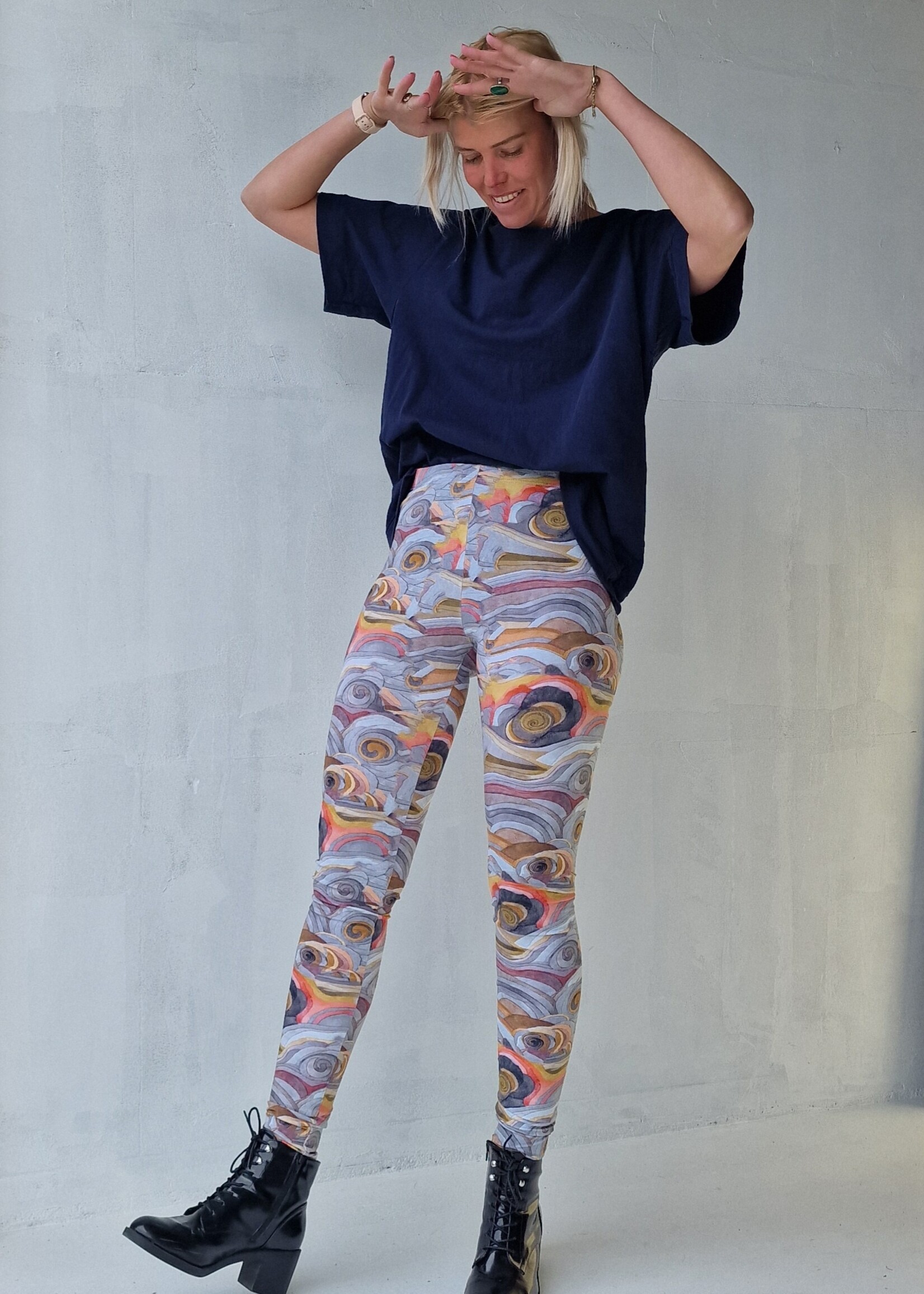 MadameLiz Long leggings | graphic tall