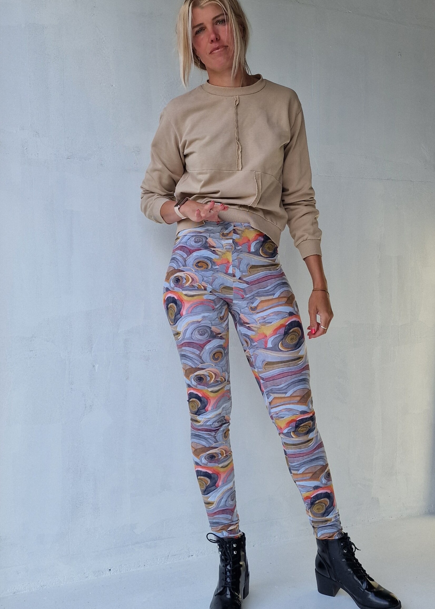 MadameLiz Long leggings | graphic tall