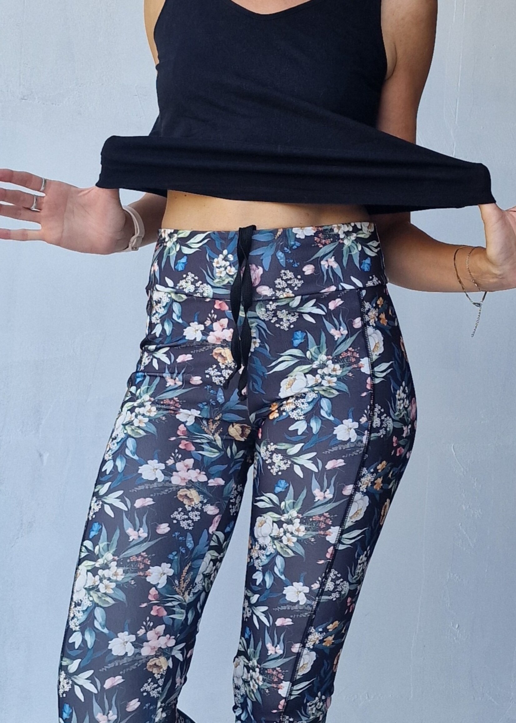 MadameLiz Long sports leggings | with side pocket | flowers