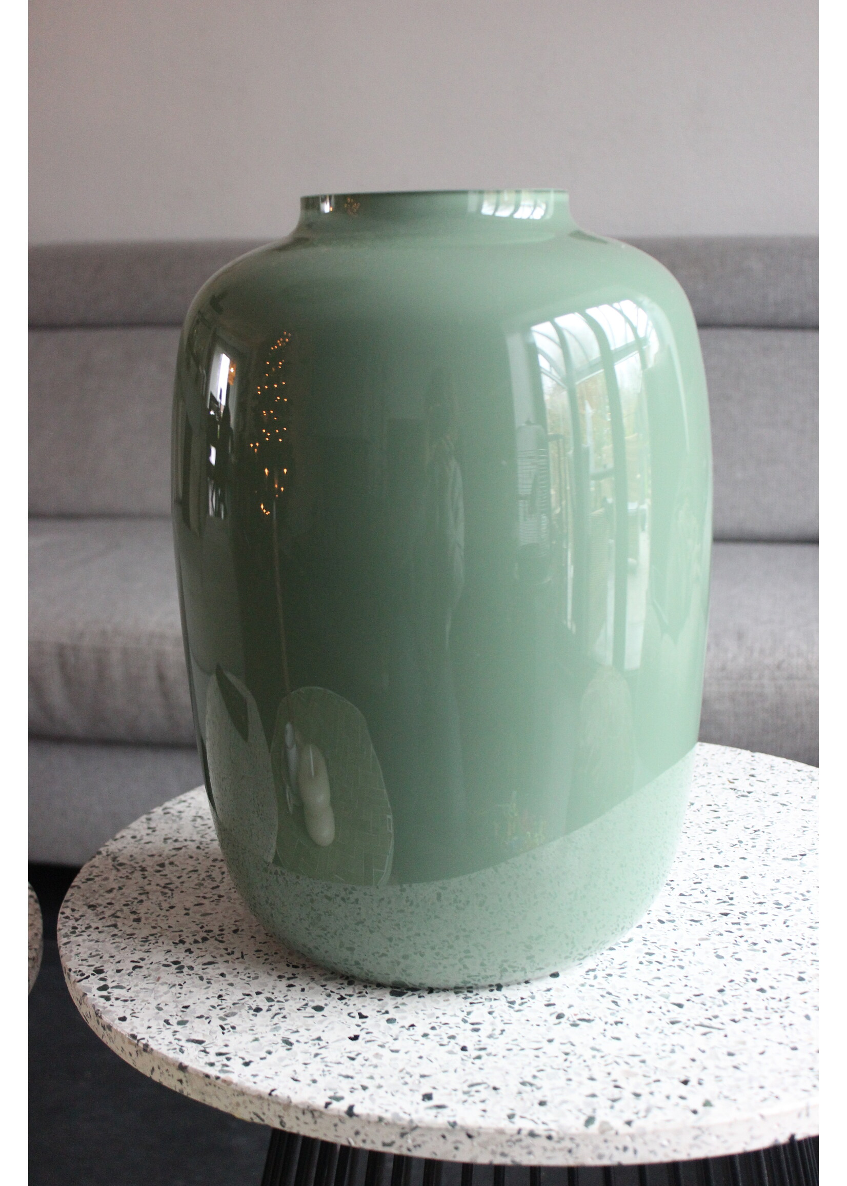 Vase of the world Groene vaas M 35 cm hoog