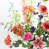 Zijden kunstbloemen schikking Weelderig – 80 cm – Luxe mix van kleuren - Bloemenjunkie Zijden kunstbloemen schikking Weelderig – 80 cm – Luxe mix van kleuren - Bloemenjunkie