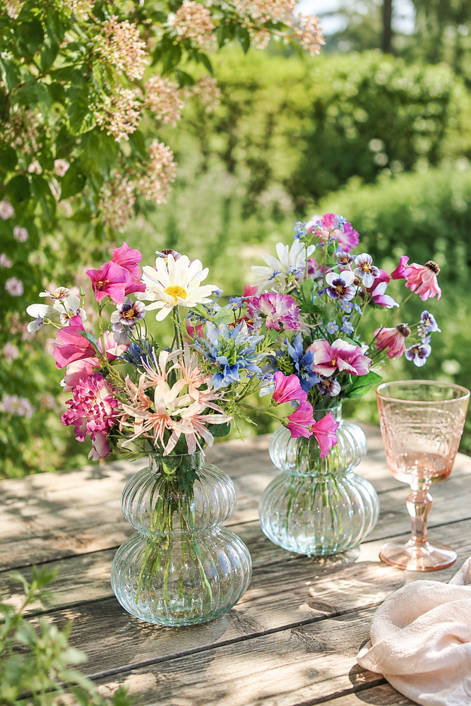 Boeket tuinbloemen incl vaasje Boeket tuinbloemen incl vaasje