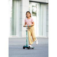 Maxi Micro scooter Deluxe ECO  - 3-wheel children's scooter - Green