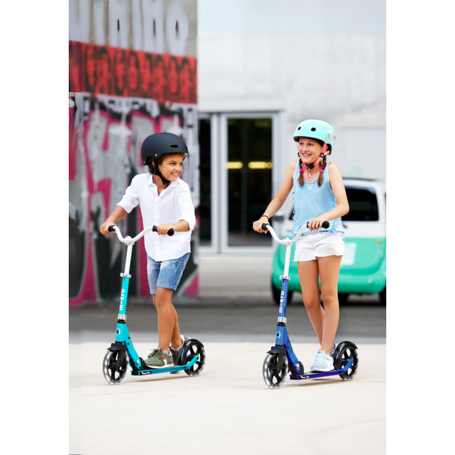 Micro Cruiser LED - 2-wheel foldable scooter kids - 200mm wheels - Aqua