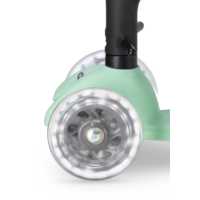 Micro Mini2Grow step Deluxe Magic LED - 3-wiel kinderstep - 4in1 - Mint