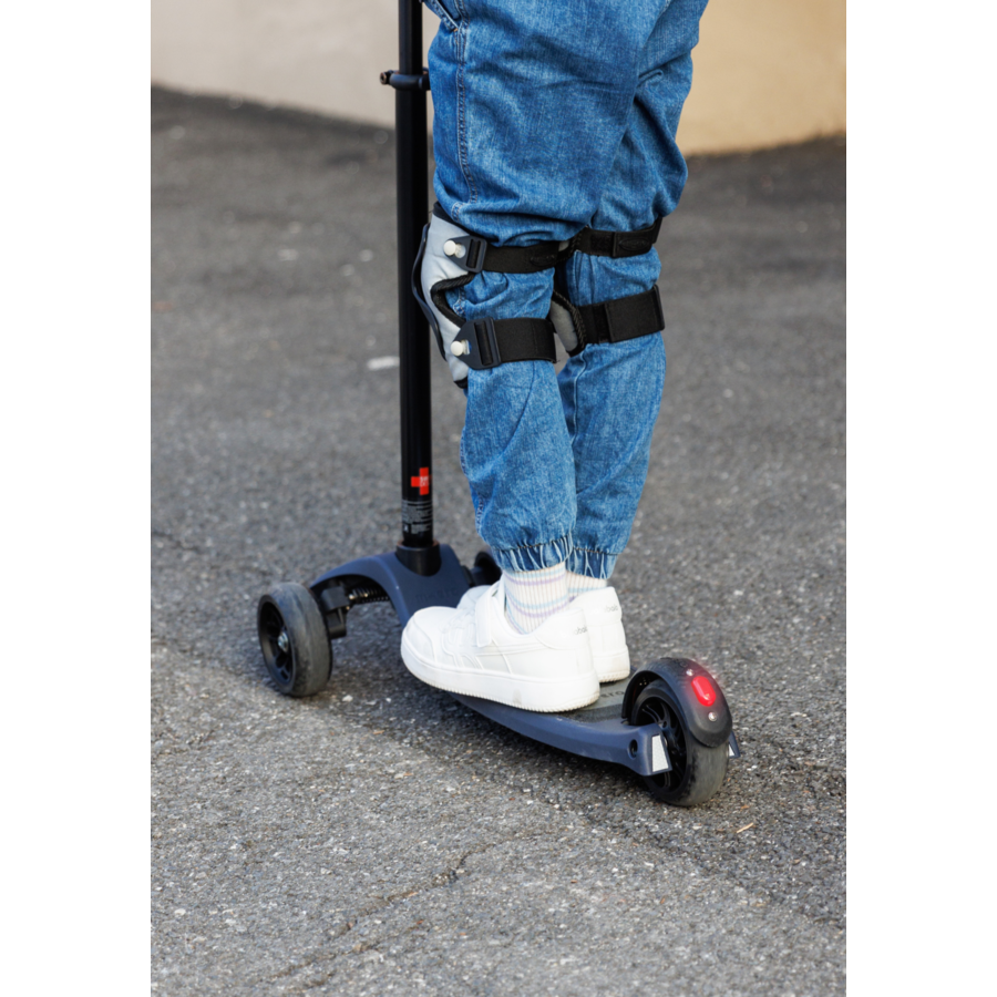 Micro reflecterende knie en elleboogbeschermers - waterbestendig - lichtgewicht - Zwart