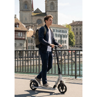 Micro Suburb Reloaded - Trottinette pliable à 2 roues - frein à main - feu avant - Gris