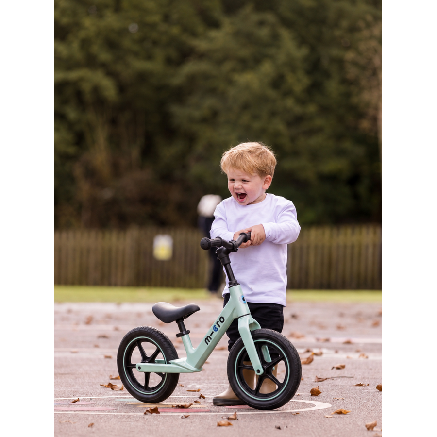 Micro loopfiets Ultra LED - lichtgewicht - verstelbaar zadel/stuur - magnesium frame - Jade Mint