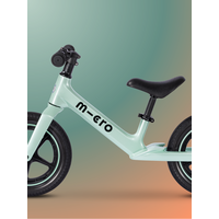 Micro loopfiets Ultra LED - lichtgewicht - verstelbaar zadel/stuur - magnesium frame - Jade Mint