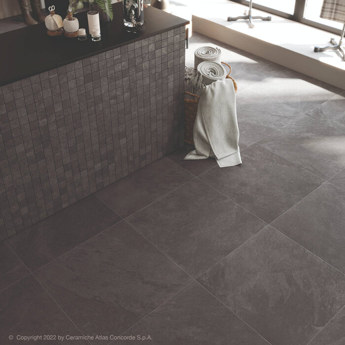 Atlas Concorde Solution Impact Graphite 60x60 rett grip anti-slip R11