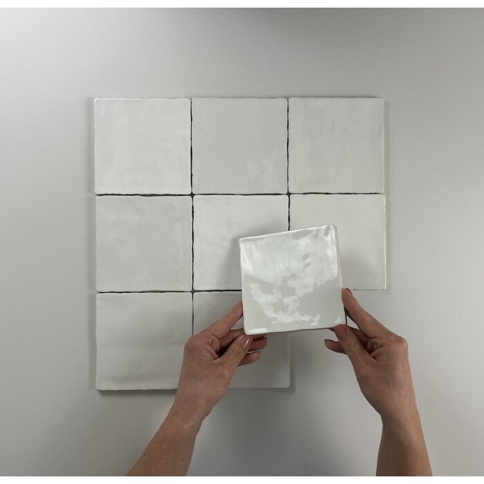 By Goof Moos White glans handvorm 13x13