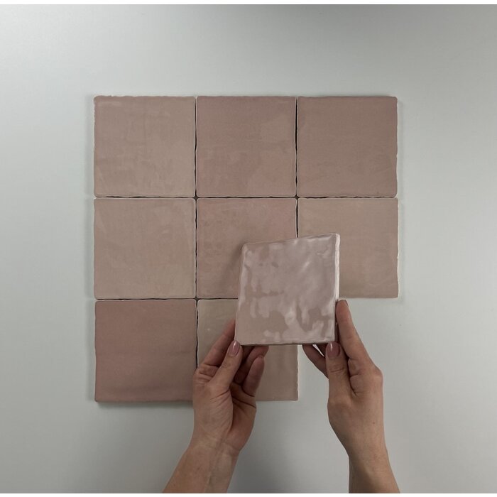 By Goof Moos Pink glans handvorm 13x13