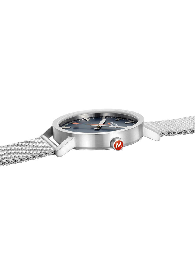 Mondaine Classic horloge - zilverkleurige kast - zilverkleurige mesh band - 40 mm