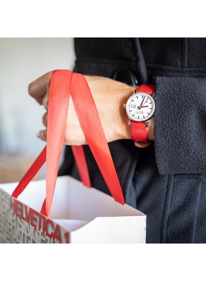 Mondaine Evo2 horloge - zilverkleurige kast - rood leren band - 30 mm