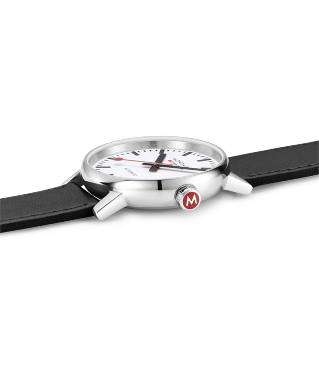 Mondaine Evo2 horloge - zilverkleurige kast - zwart leren band - 40 mm
